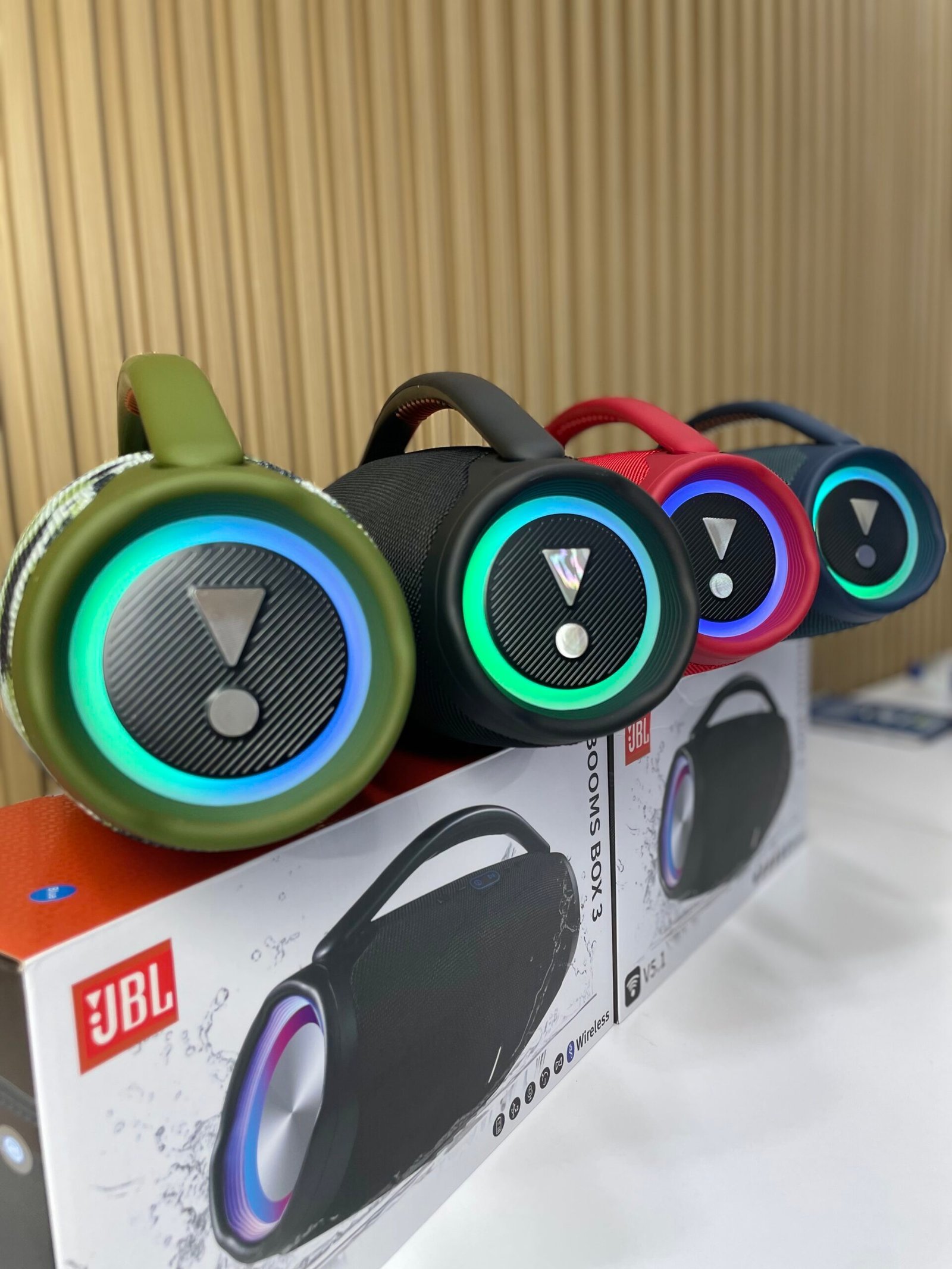 parlante jbl boombox 3 led parlante jbl boombox 3 led