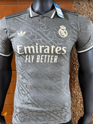 camiseta real madrid visita 24/25 tipo player 1.1 (copia)